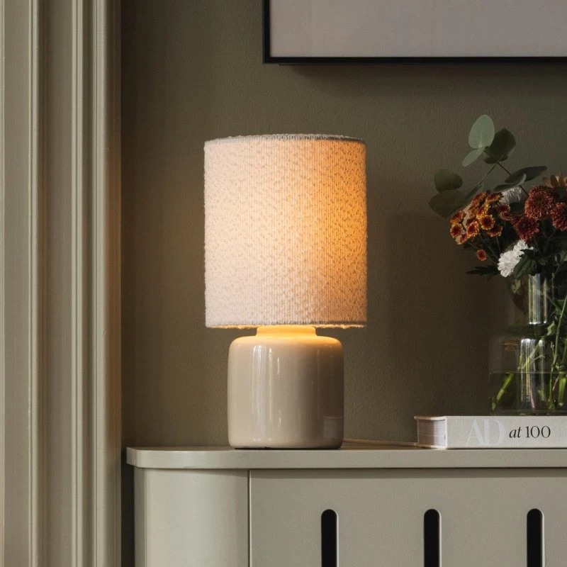 Globen Lighting Lámpara de mesa Florian, Blanco/Beige, 39 cm