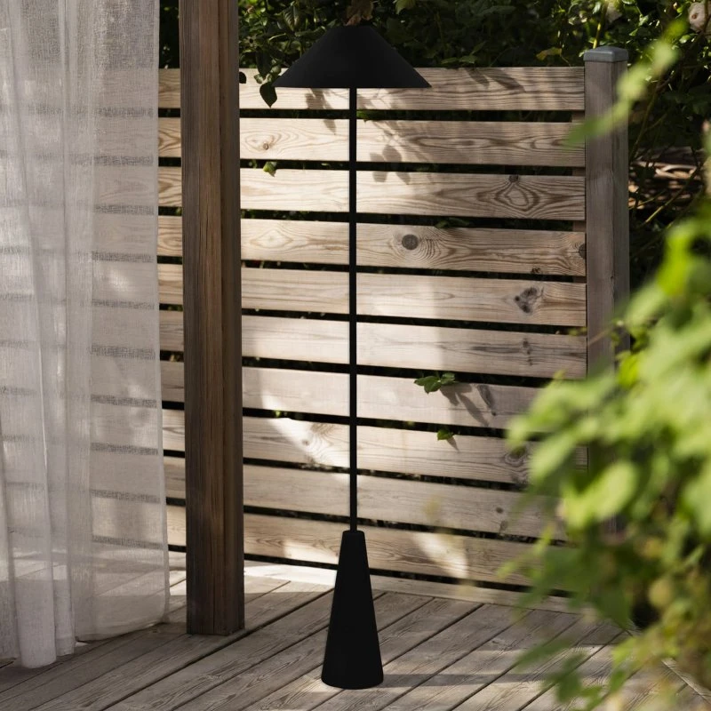 Globen Lighting Lámpara de pie exterior recargable Cannes, negra, IP54