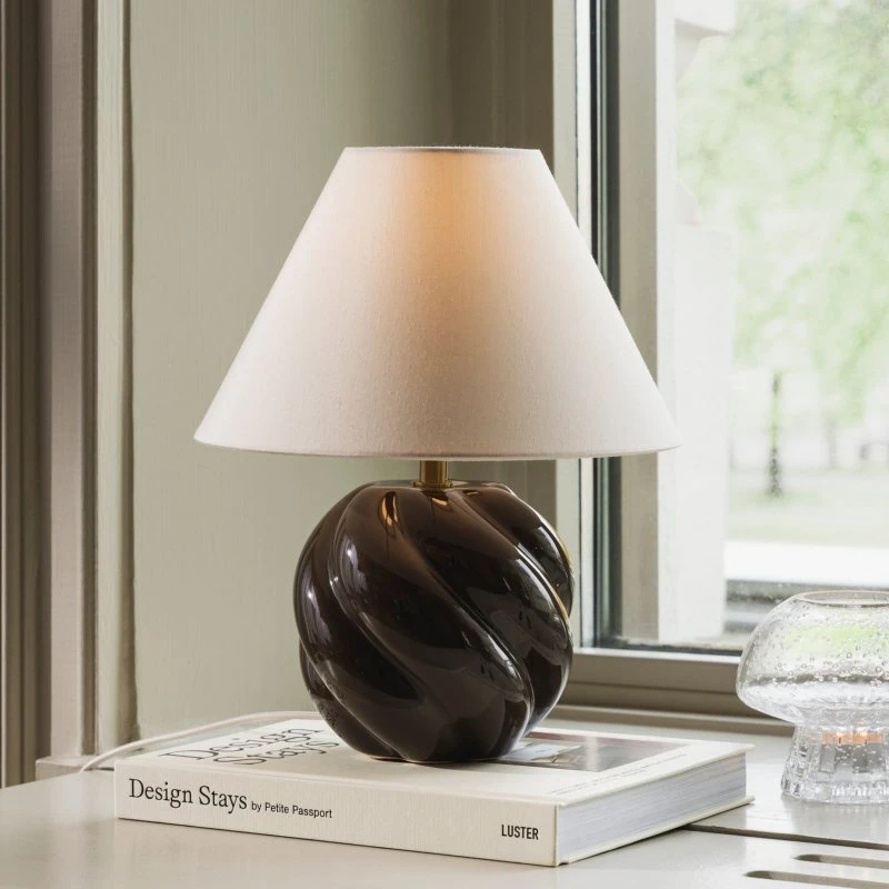 Globen Lighting Lámpara de mesa DAHLIA, beige/marrón, 31 cm