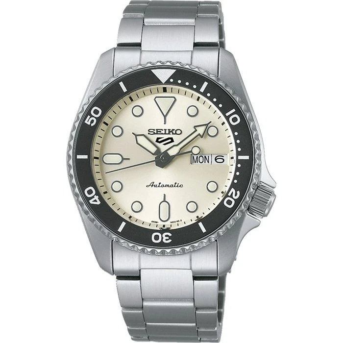 Seiko 5 Sports SKX Sport Style 38 mm SRPK31K1 beige