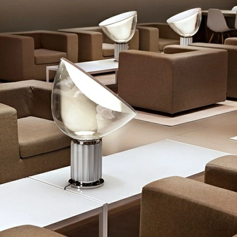 Flos Lámpara de mesa Taccia LED Negro (Vidrio)