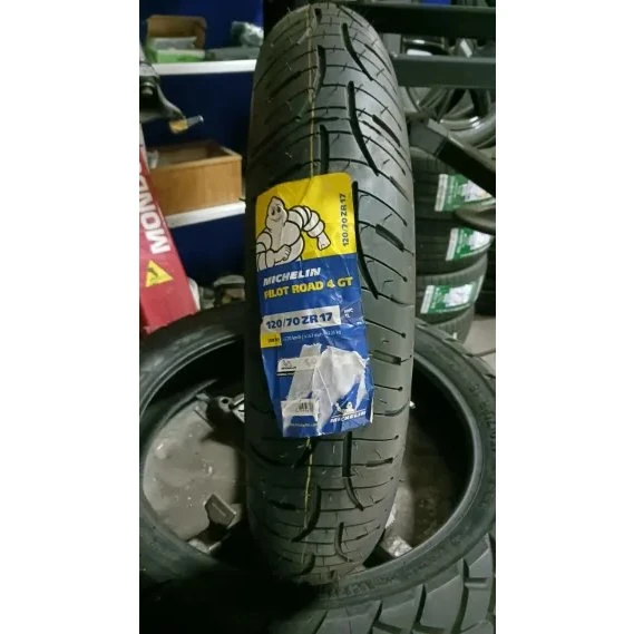 Michelin Pilot Road 4 F 120/70 ZR 17