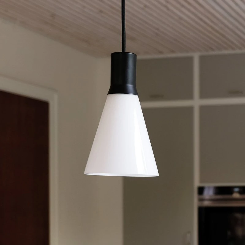 Dyberg Larsen Gent Lámpara Colgante Matt Black/Opal