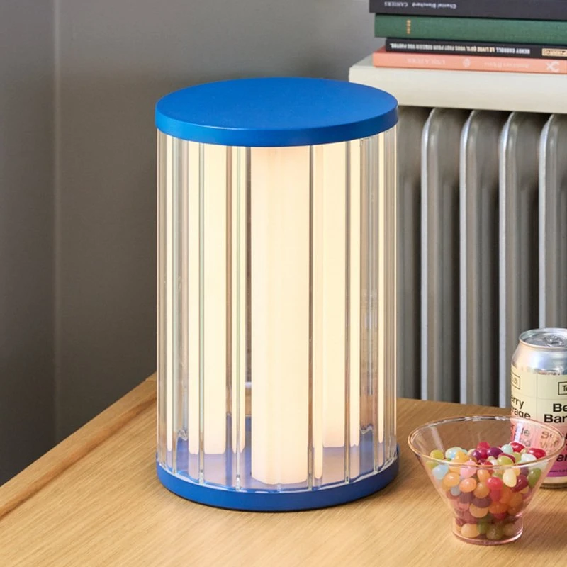 Hübsch Lámpara de mesa LED Aru, azul/transparente, 30 cm