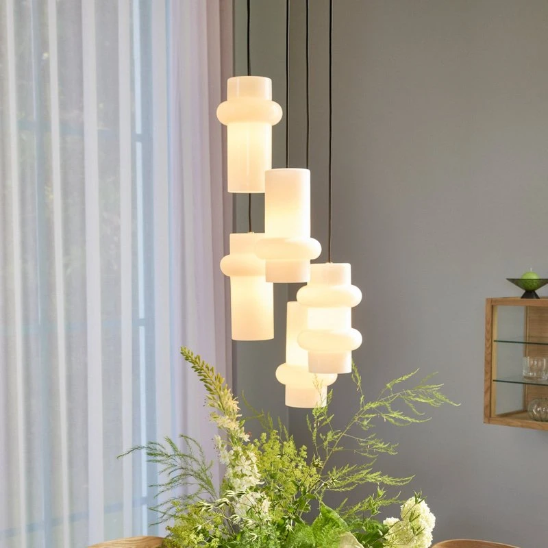 Lámpara colgante Pilule Up Hübsch, blanco mate, Ø 15 cm