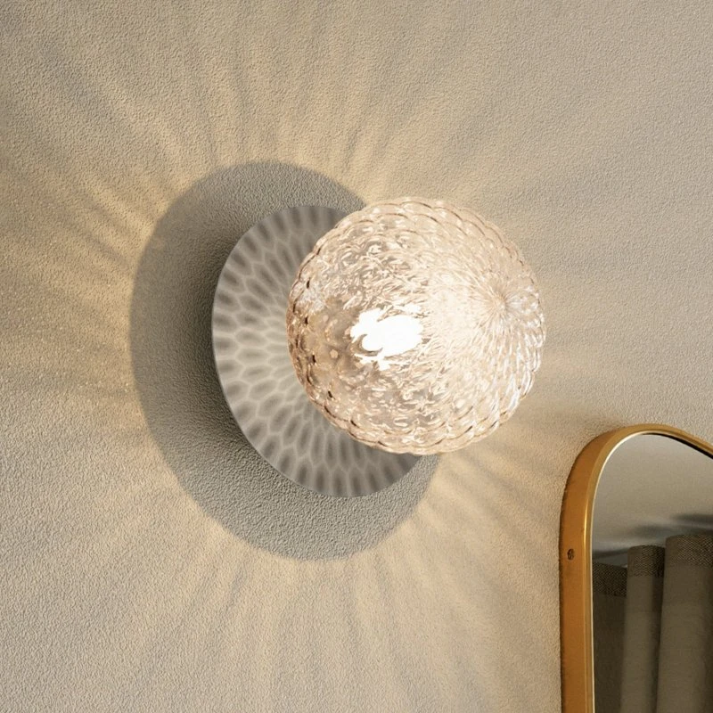 Nuura Liila 1 Medium Aplique de Pared Plateado/Transparente IP44