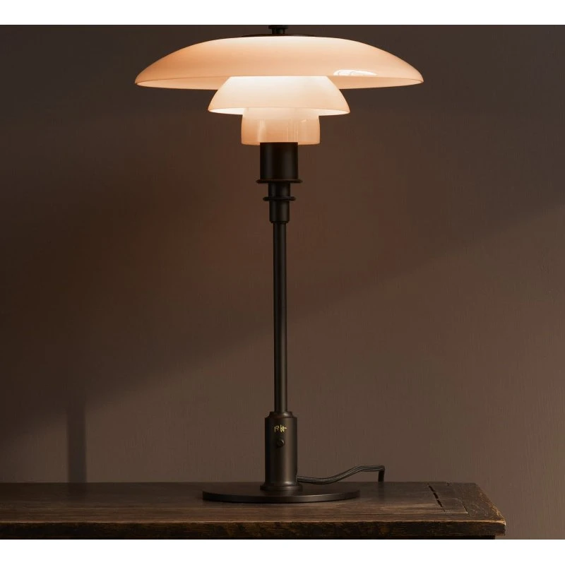 Louis Poulsen Lámpara de mesa PH 3/2 Dusty Terracotta Limited Edition
