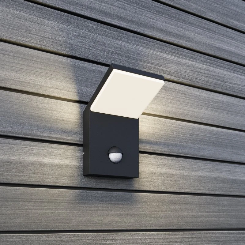 Lucande Nevio Aplique de Pared Exterior LED con Sensor - Grafito