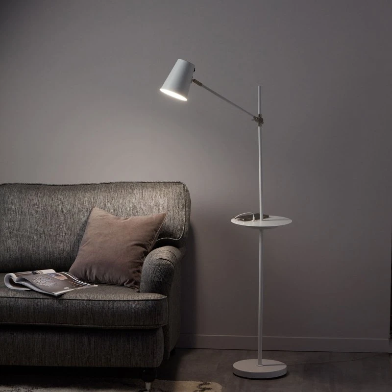 Lámpara de Pie Markslöjd Linear Blanca con Carga USB