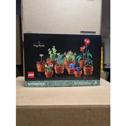 LEGO Botanical Collection 10329 Plantas diminutas