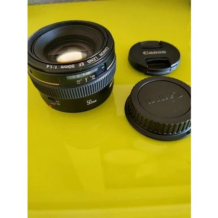 Canon EF 50mm f/1.4 USM